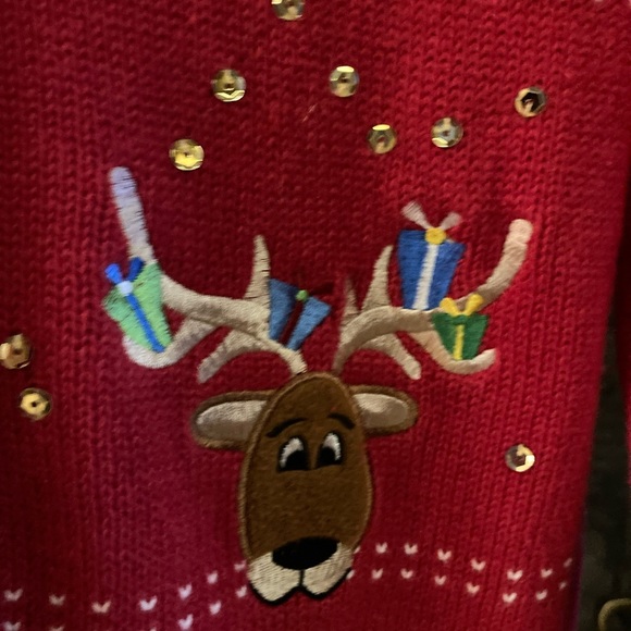 Crystal-Kobe Vintage Christmas Sweater - Picture 6 of 9